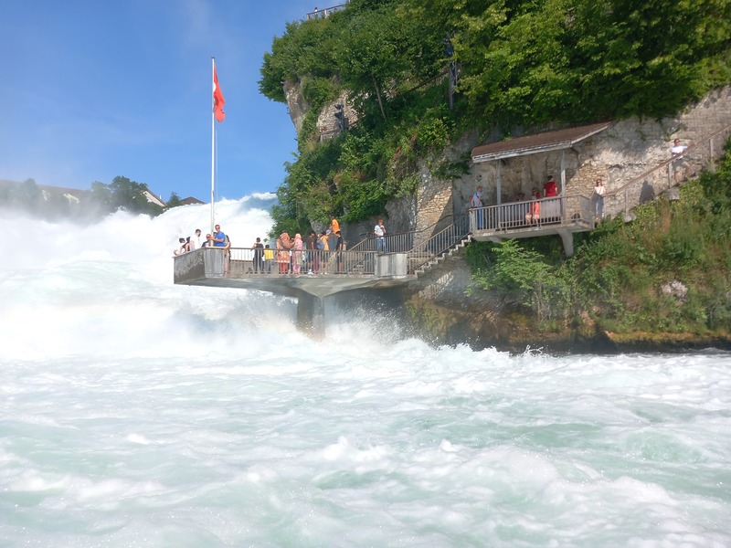 Bootsfahrt zum Rheinfall